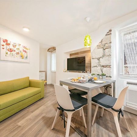 Mariva Downtown Apartment With Free Parking Rovinj Kültér fotó