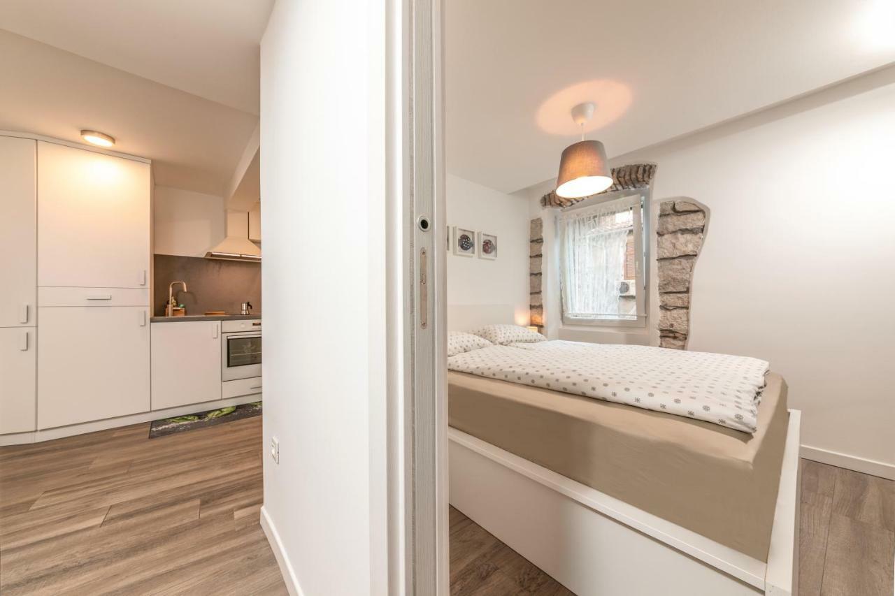 Mariva Downtown Apartment With Free Parking Rovinj Kültér fotó